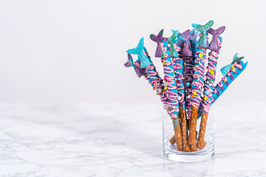 Mermaid Chocolate Pretzel Rods