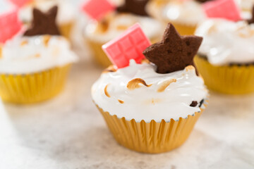 S'mores cupcakes