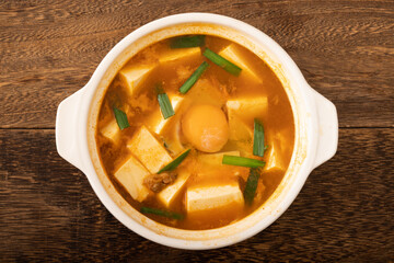 スンドゥブ　(豆腐チゲ)