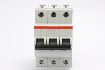 Automatic electric circuit breakers on the isolate.