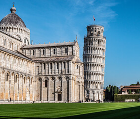 Fototapeta na wymiar Leaning Tower of Pisa in Tuscany, a Unesco World Heritage Site and one of the most recognized and famous buildings in the world.