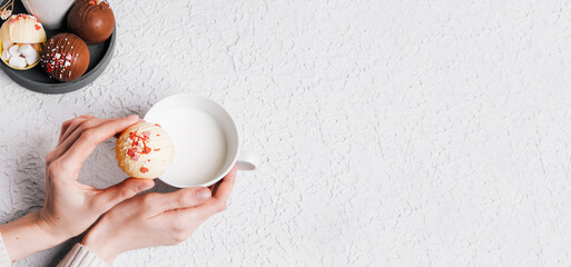  Hot Chocolate Ball Bomb, Winter Drink