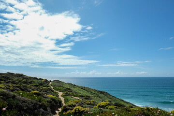 sea and sky - fisherman's trail