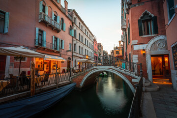 Obraz premium World famous water channels of Venezia, Veneto, Italy.