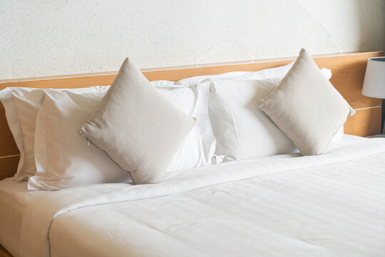 beautiful and comfortable pillows decoration on bed