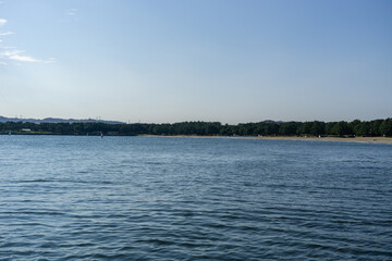 神奈川県横浜市金沢区の海の公園