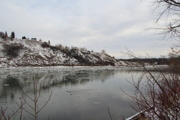 Fototapeta premium Looking Down Winter River