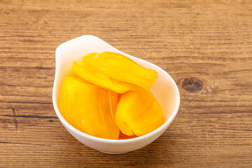 Canned Jackgruit in the bowl