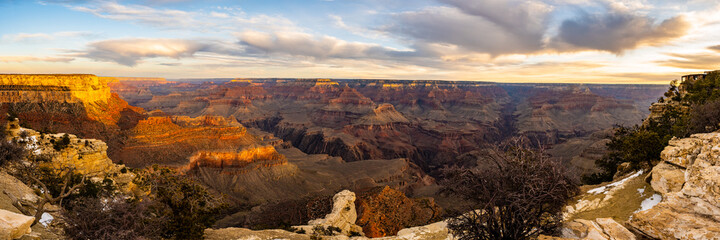 Panorama of the Grand Canyon just before sunset
