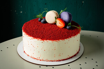 Wonderful decorative cake with fresh berries © Maksim Shebeko