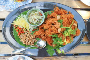 crispy fish salad ,crisp fish or crispy catfish salad or crisp catfish salad