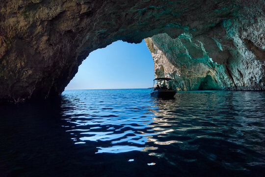 Jaskinia Paxos