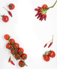 Rotes Gemüse auf weißem Hintergrund