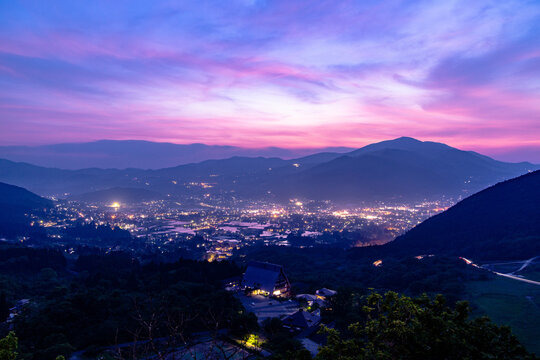 湯布院 夕焼け 夜景