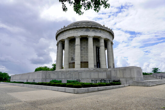 George Rogers Clark National Historical Park At Site Of Fort Sackville American Revolutionary Victory In Vincennes, Indiana. Memorial Exterior - Circular Granite With Fluted Greek Doric Columns. 