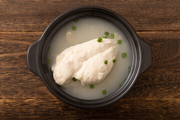 参鶏湯(サムゲタン)　