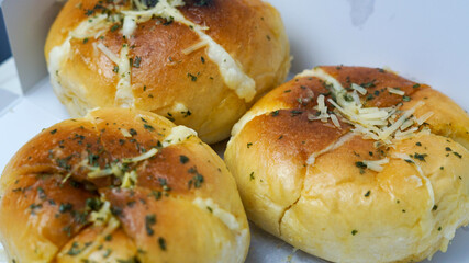 bread with melted cheese