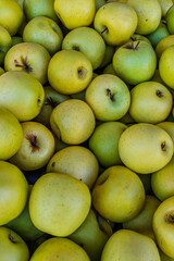 green apples in the market
