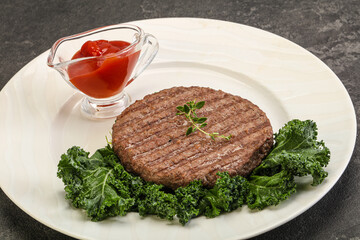 Grilled beef cutlet for burger