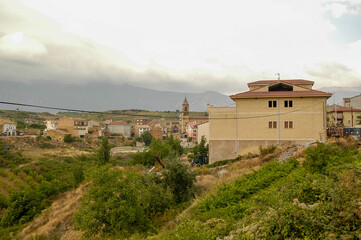 Fototapeta premium Vista de la localidad Lanciego en la Rioja Alavesa, Alava, País Vasco