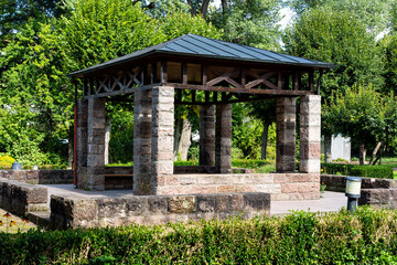 Fototapeta premium Lesehäuschen im Kurpark in Heiligenstadt