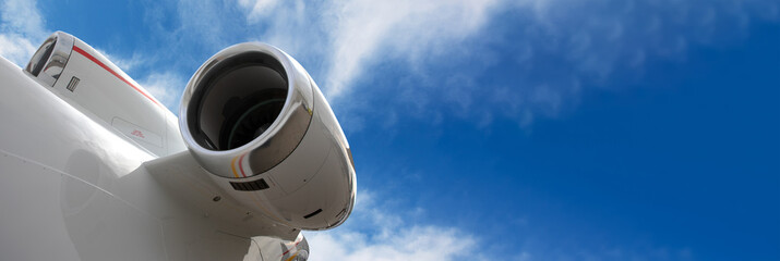 Turbine engine of airplane of the modern business jet, rotor, panoramic layout