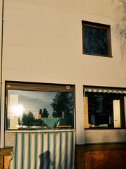 The hotel is trashed after it was used by asylum seekers. refugees lived here during hard times. sadly the hotel was thrased and is completly destroyd. it will be demolished.
