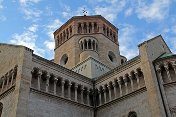 Fototapeta na wymiar Cattedrale di San Vigilio a Trento; il tiburio