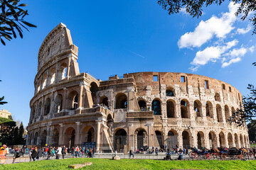 Fototapeta premium Coliseum or Flavian Amphitheater: the most famous monument of Italy
