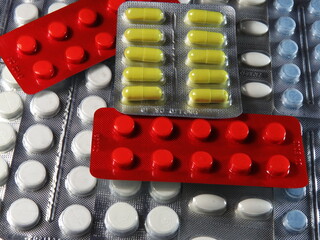 Multi-colored tablets and pills