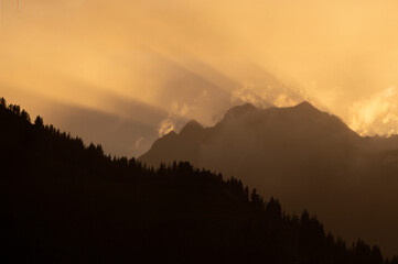 sunset rays in the Wasatch mountains