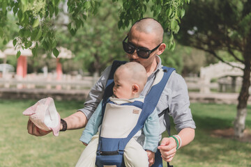 Fototapeta premium Father daughter's parent-child time