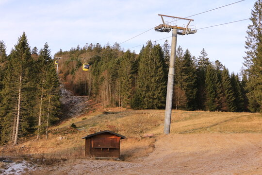 Blick auf die Belchenbahn im Schwarzwald