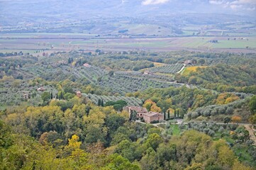 Obraz premium Beautiful View from an Ancient Medieval Town in Umbria Italy to Tuscany