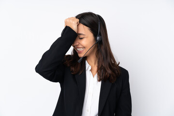 Young telemarketer woman isolated on white background has realized something and intending the solution