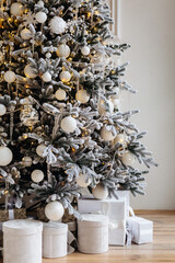 decorations for christmas tree