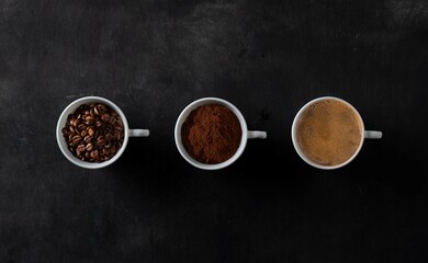 Proceso del café en tres tazas