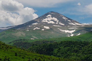 Pambak range, Maymekh Lerr mountain (3094m), Armenia