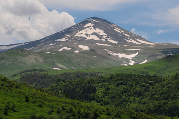 Fototapeta na wymiar Pambak range, Maymekh Lerr mountain (3094m), Armenia