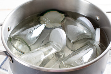 Glass jars for sterilization. Preparations for preservation.