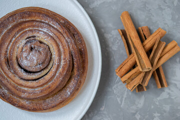 cinnamon bun