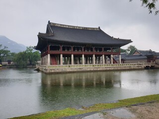 Fototapeta premium pavilion in the park