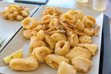 Mixed fried fish plate