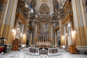 Fototapeta na wymiar ROME NOVEMBER 25 2021 CENTRAL ALTAR WITH FRESCOES OF THE BASILICA OF THE SS. XII APOSTOLI