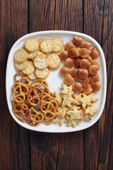 Various small crackers