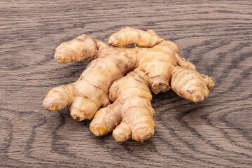 Natural organic raw ginger root