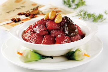Braised pork in brown sauce