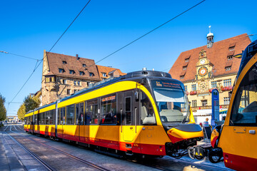 Fototapeta na wymiar Strassebahn, Rathaus, Heilbronn, Baden-Württemberg, Deutschland 