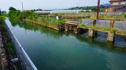 水路のある町の風景