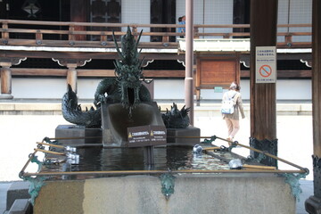 Templo Higashi Honganji, Kioto. Es un buen ejemplo del budismo japonés contemporáneo.